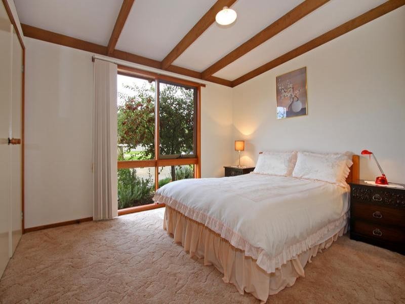 8 Innes Court, Tootgarook VIC 3941