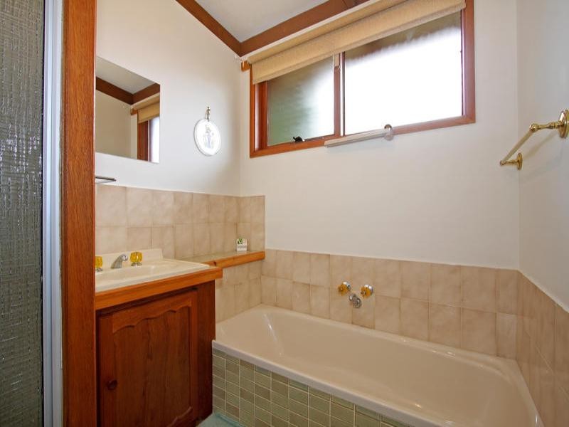 8 Innes Court, Tootgarook VIC 3941