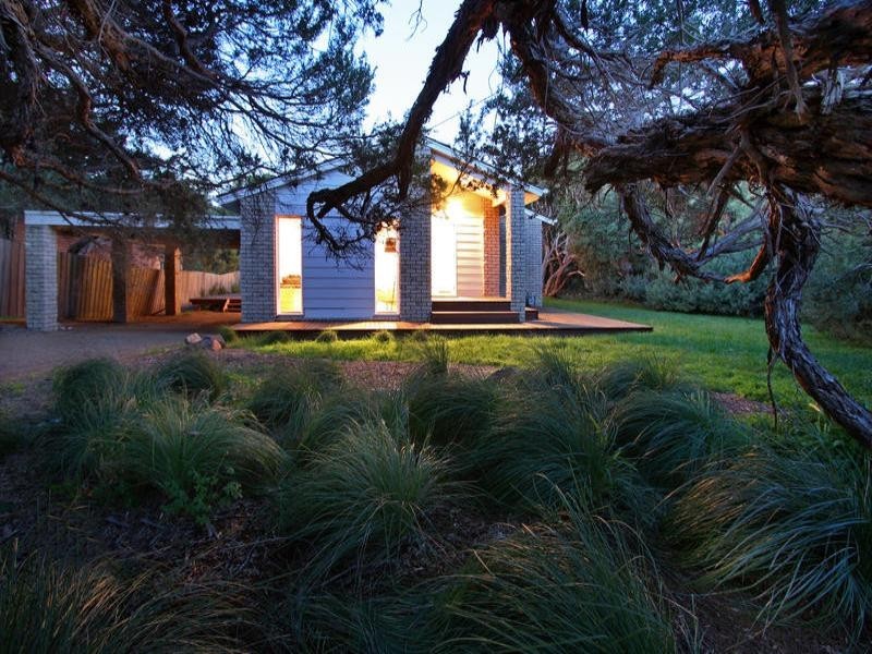 30 Avon Road, Rye VIC 3941