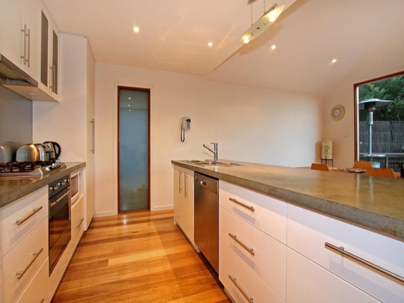 39 Alex Drive, St Andrews Beach VIC 3941