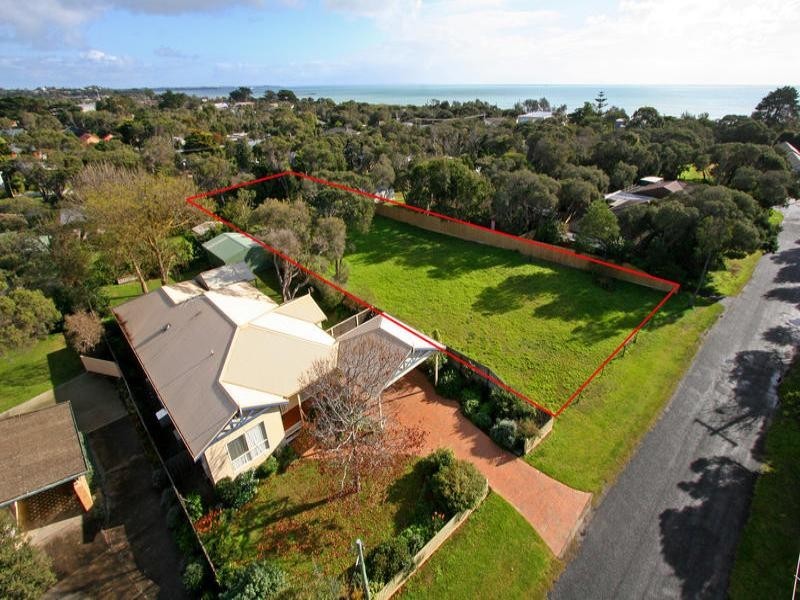 2 Sheila Street, Rye VIC 3941
