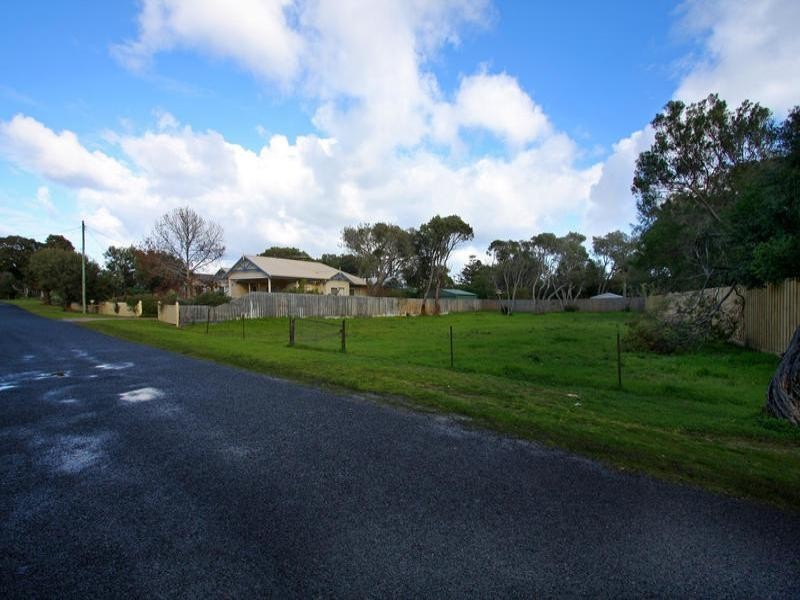 2 Sheila Street, Rye VIC 3941