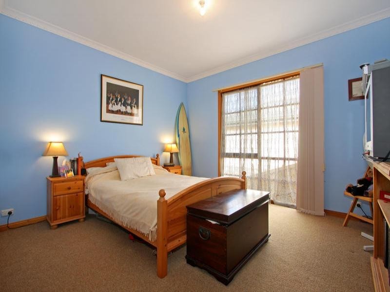 1 Hilltop Avenue, Blairgowrie VIC 3942