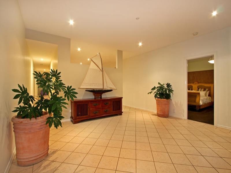 8 Leonard Street, Tootgarook VIC 3941