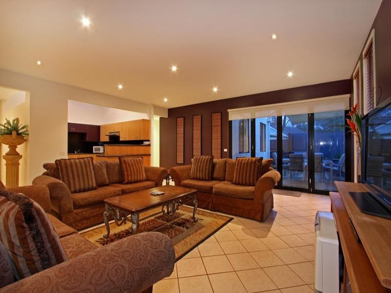 8 Leonard Street, Tootgarook VIC 3941