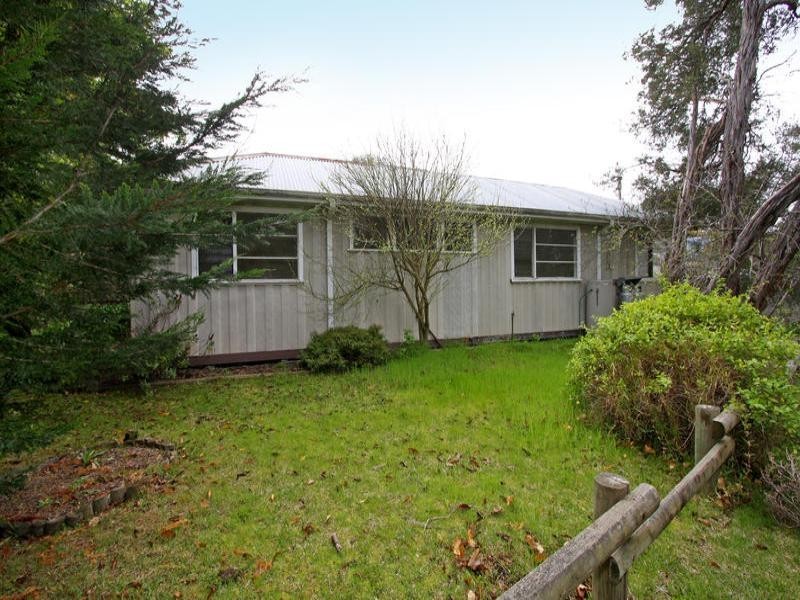 19 Adelaide Street, Blairgowrie VIC 3942