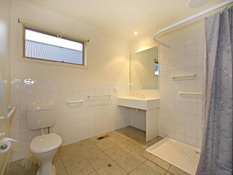 24 Adelaide Street, Blairgowrie VIC 3942