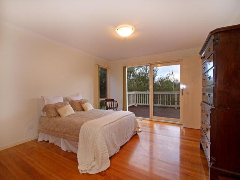 24 Adelaide Street, Blairgowrie VIC 3942