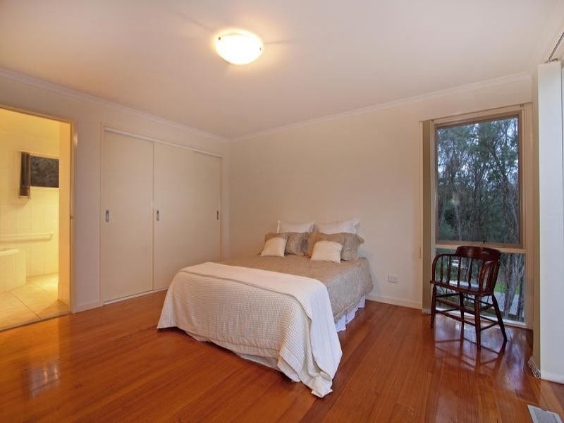 24 Adelaide Street, Blairgowrie VIC 3942