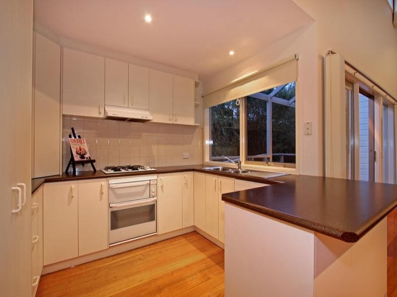 24 Adelaide Street, Blairgowrie VIC 3942