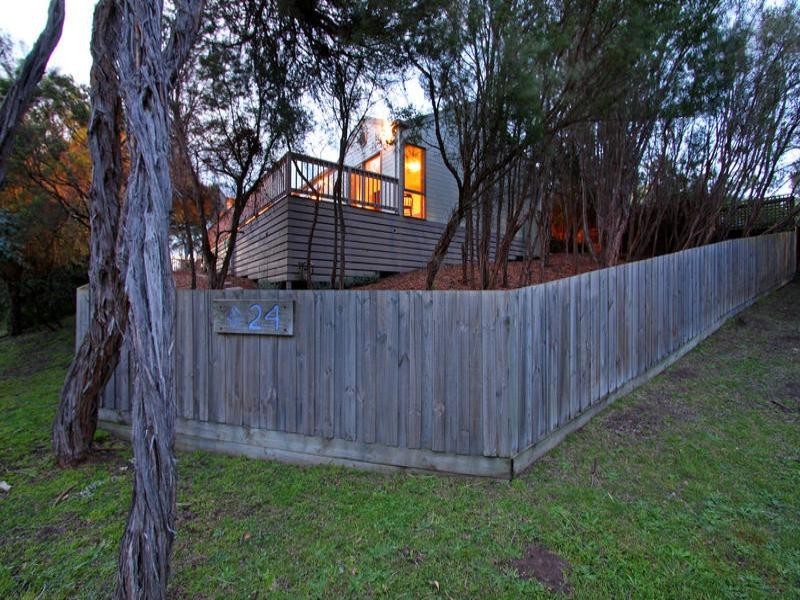 24 Adelaide Street, Blairgowrie VIC 3942