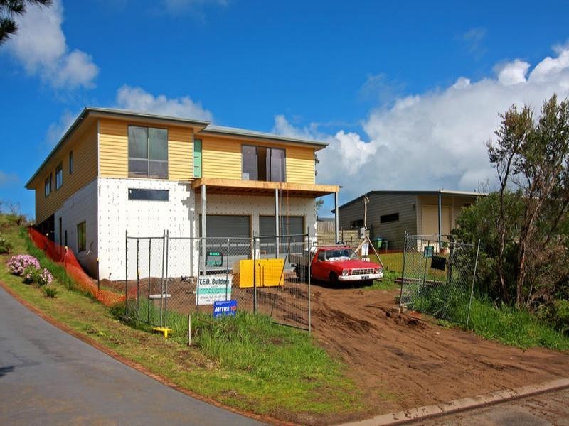 24 Fairhills Drive, Rye VIC 3941