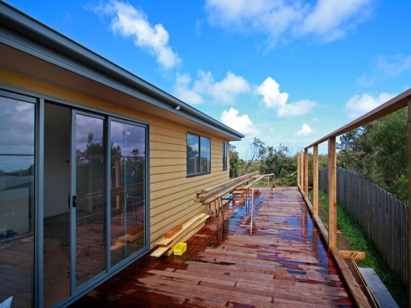 24 Fairhills Drive, Rye VIC 3941