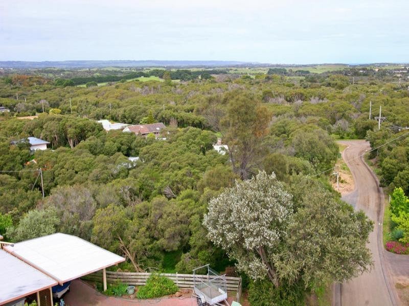 17 Yannuga Street, Rye VIC 3941