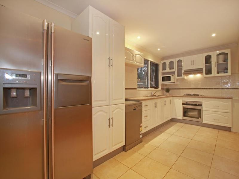 17 Sabato Street, Rye VIC 3941