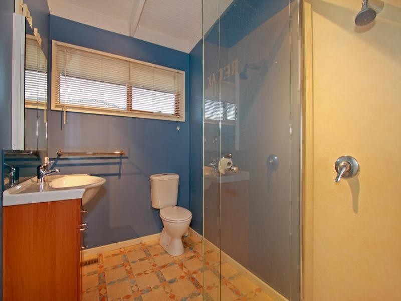 17 Cooraminta Road, Rye VIC 3941