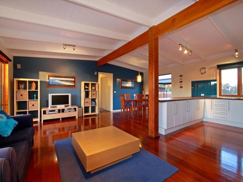 17 Cooraminta Road, Rye VIC 3941