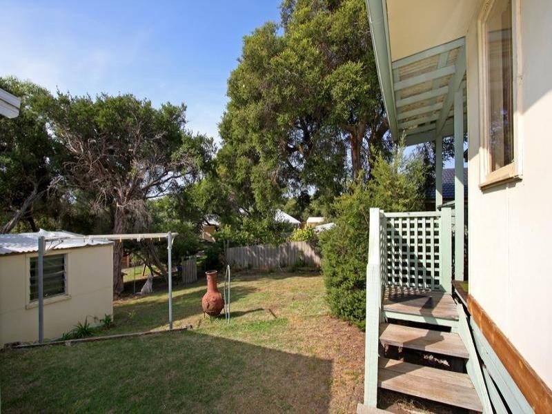 22 Goyarra Street, Rye VIC 3941