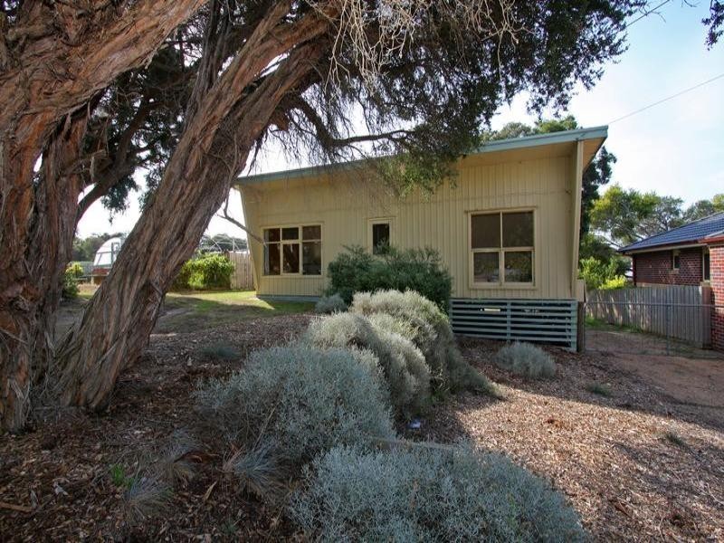 22 Goyarra Street, Rye VIC 3941