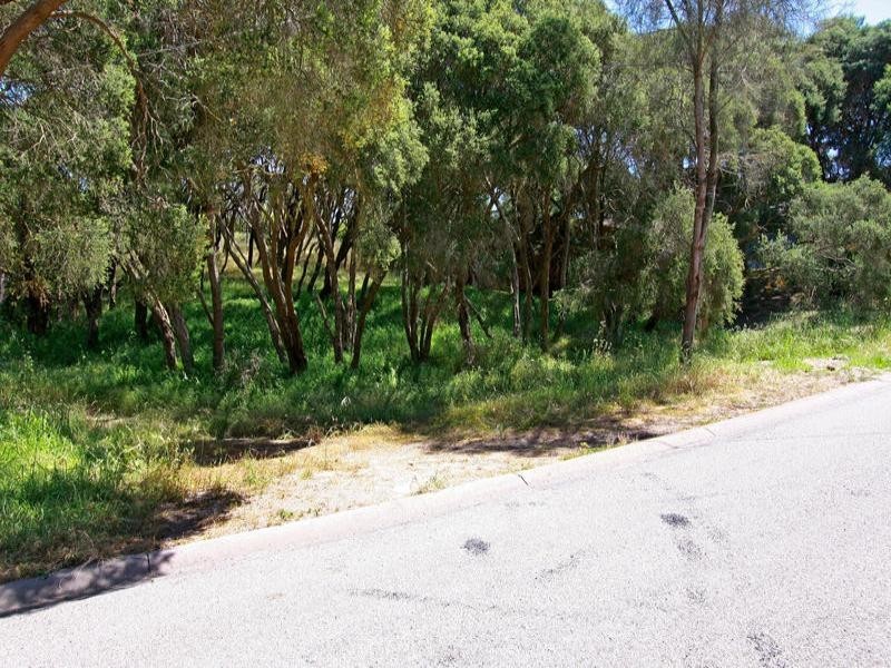 18 Betty Street, Rye VIC 3941