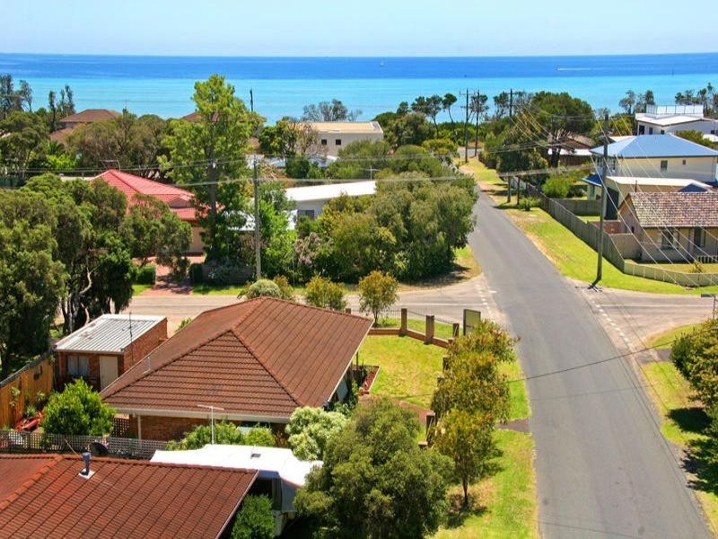 17 Richardson Street, Rye VIC 3941