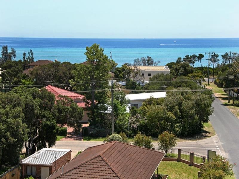 17 Richardson Street, Rye VIC 3941