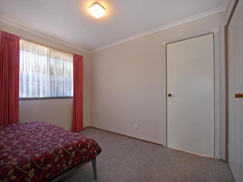 142 Seventh Avenue, Rosebud VIC 3939