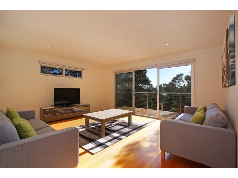 15 Nalong Street, Rye VIC 3941