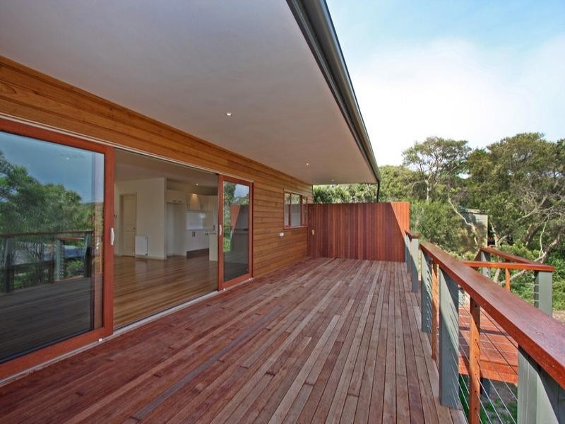 8 Elaine Road, Rye VIC 3941