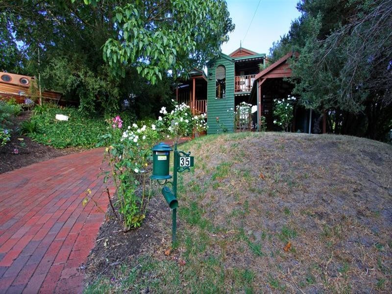 35 Dunlane Court, Rye VIC 3941