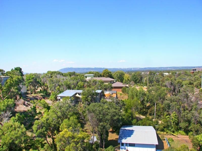 81 Grandview Avenue, Rye VIC 3941