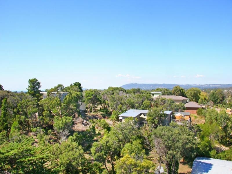 81 Grandview Avenue, Rye VIC 3941