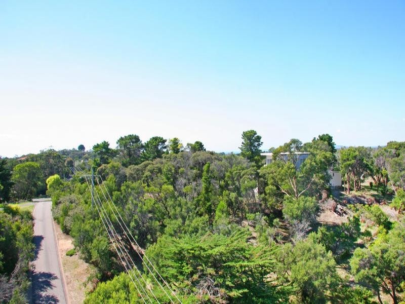 81 Grandview Avenue, Rye VIC 3941