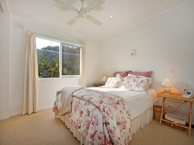 20 Westminster Grove, Sorrento VIC 3943