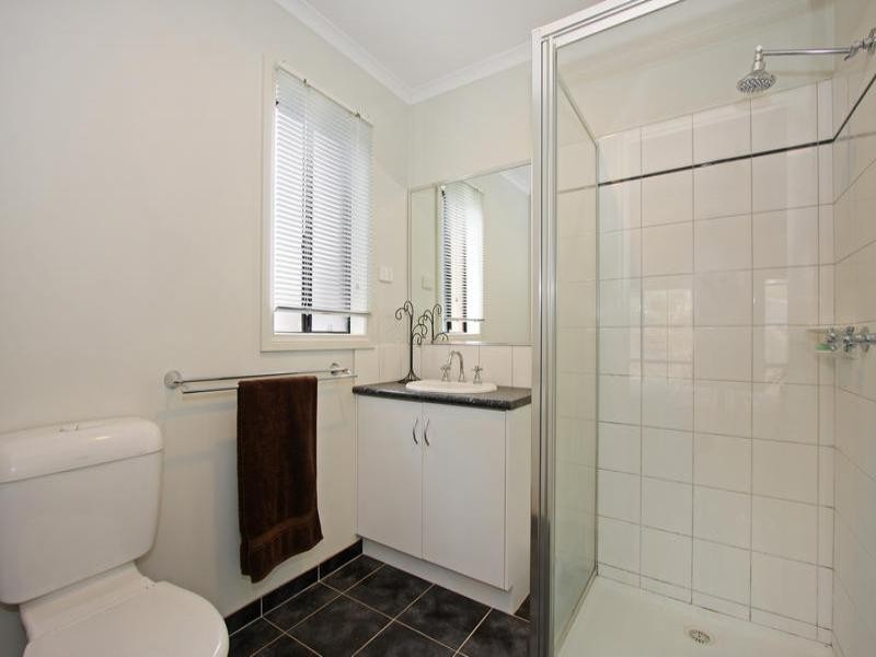 12 Currawong Court, Rosebud West VIC 3940