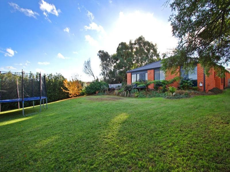 12 Currawong Court, Rosebud West VIC 3940