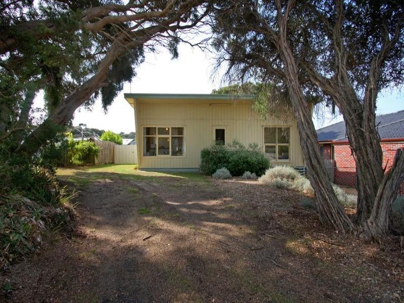 22 Goyarra Street, Rye VIC 3941