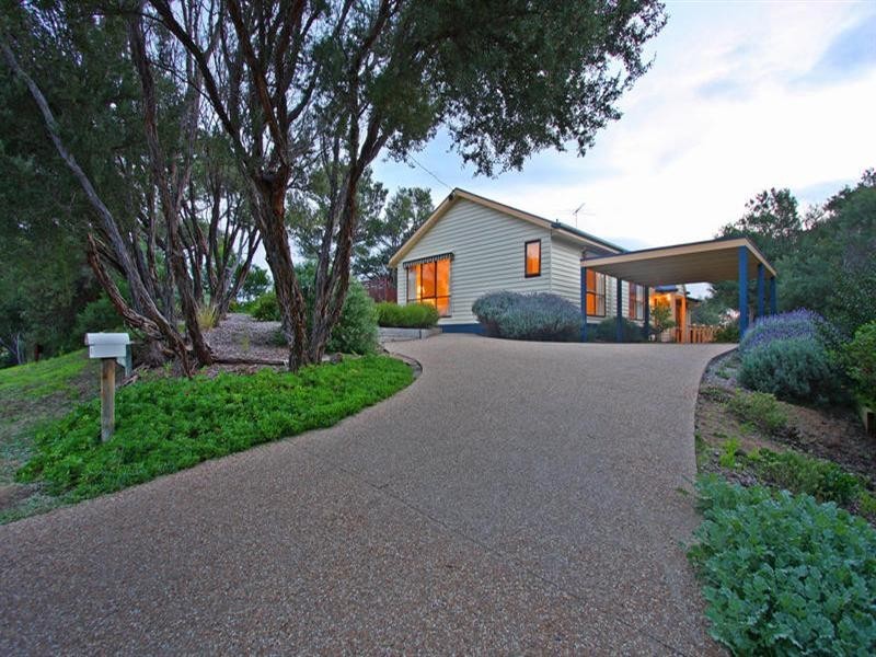 16 Chenier Street, Rye VIC 3941