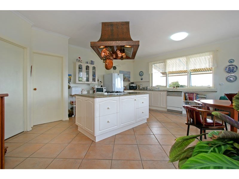 60 White Cliffs Road, Rye VIC 3941