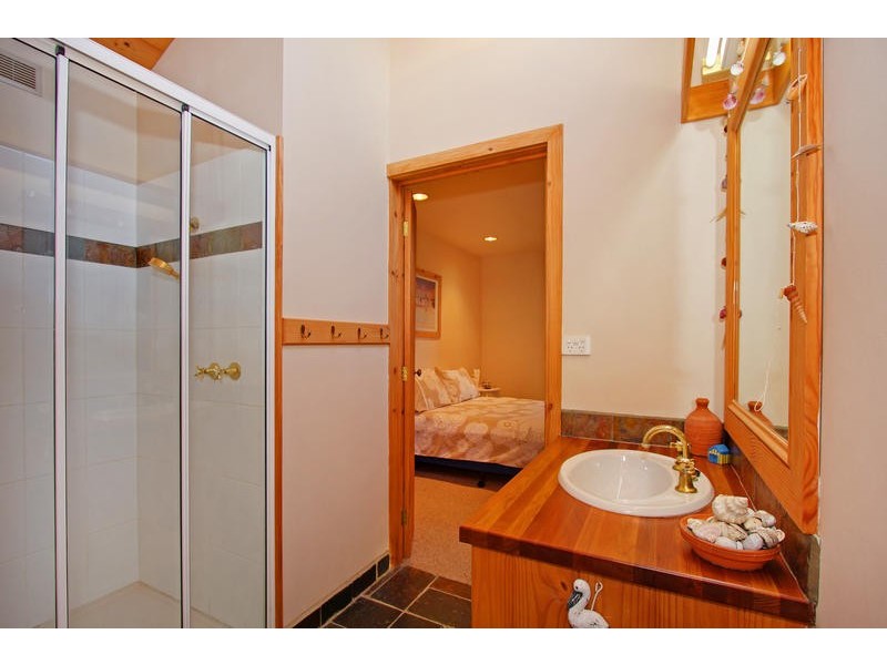 28 Reeves Street, Blairgowrie VIC 3942