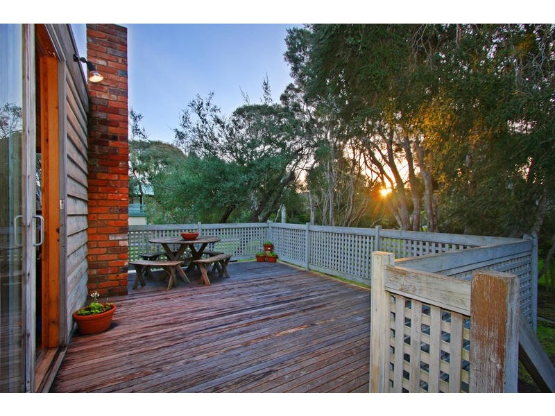 28 Reeves Street, Blairgowrie VIC 3942