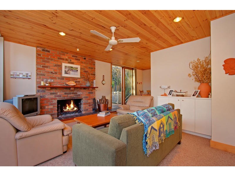 28 Reeves Street, Blairgowrie VIC 3942