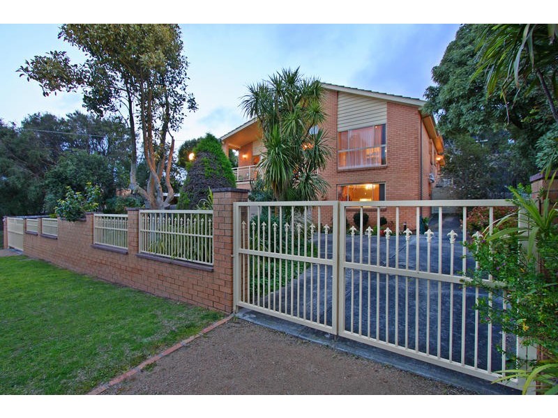 11 Bachli Street, Rye VIC 3941