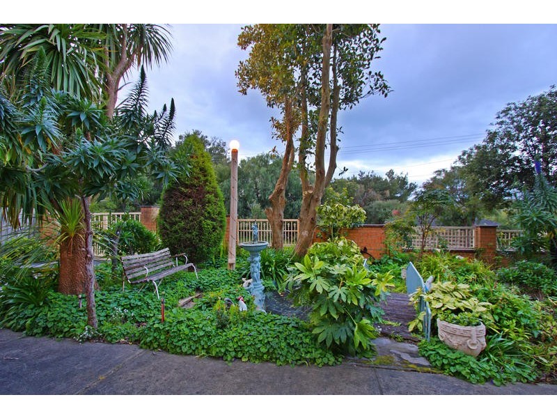 11 Bachli Street, Rye VIC 3941