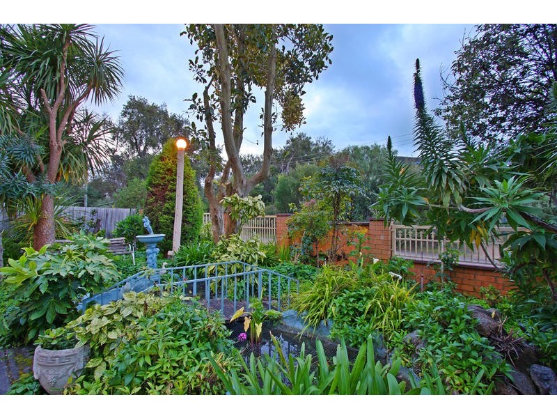 11 Bachli Street, Rye VIC 3941