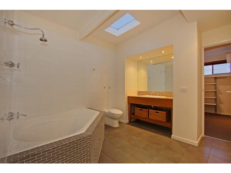 1 Caroline Court, Blairgowrie VIC 3942