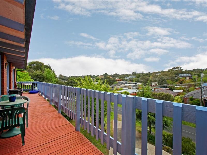 110 Weeroona Street, Rye VIC 3941