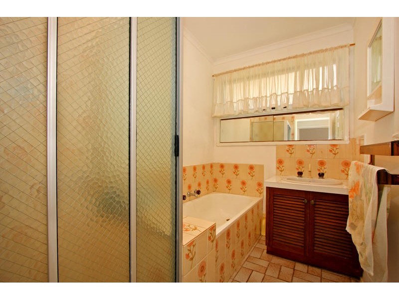 8 Marianne Avenue, Rye VIC 3941