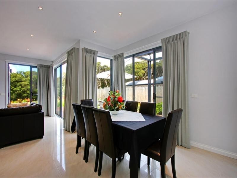 9 Sherwood Forest Drive, Rye VIC 3941