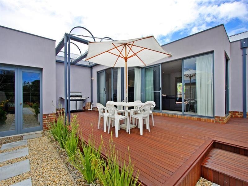 9 Sherwood Forest Drive, Rye VIC 3941